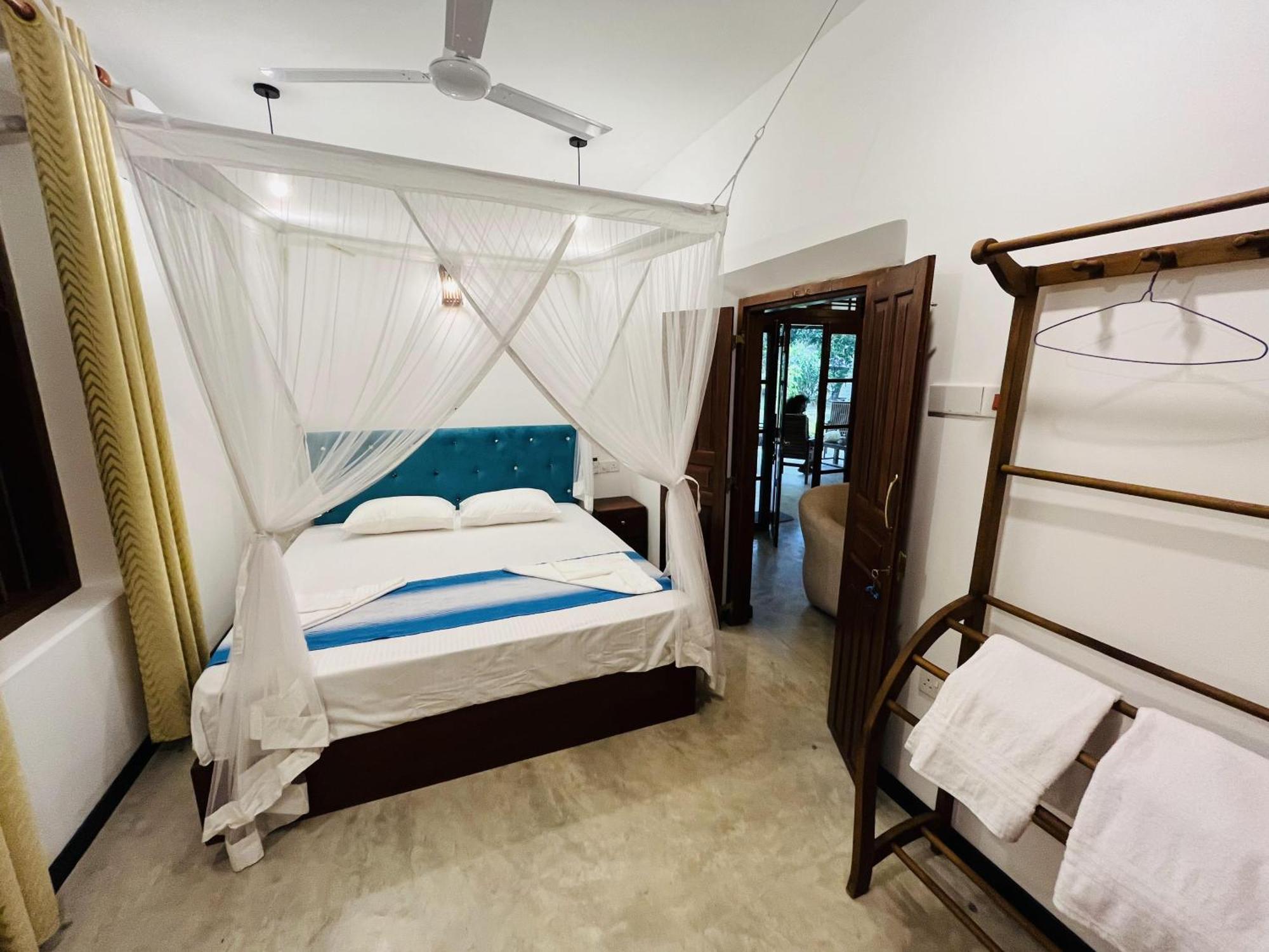 Villa Space