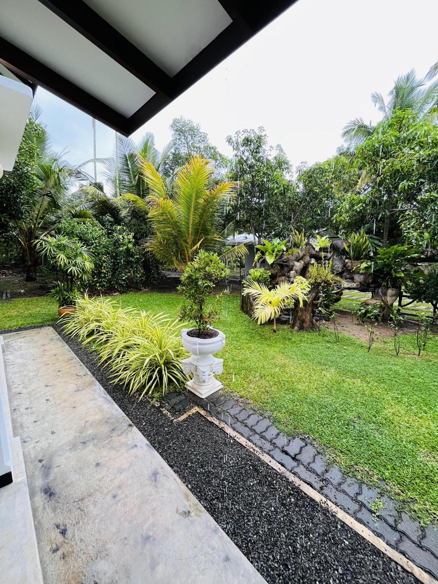 Villa Space