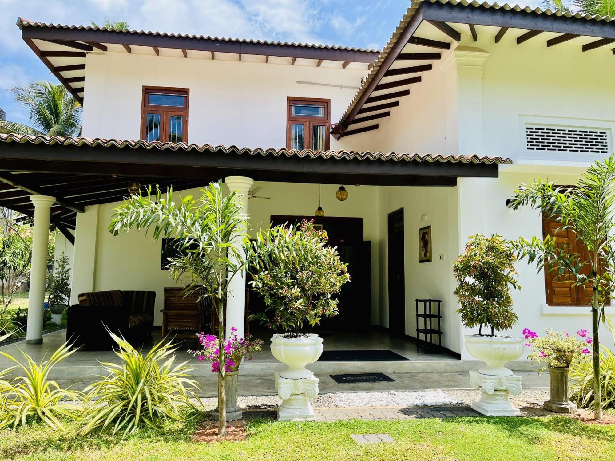 Villa Space